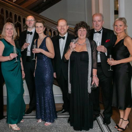 Ball guests with drinks