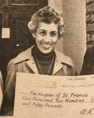 Pam Macpherson Pictured In October 1981 Receiving 1250 From Ringshall Little Gaddesden Friends