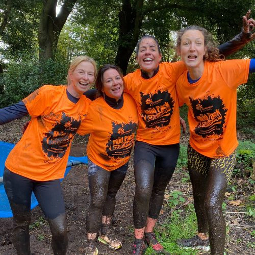 Team of mud pack runners