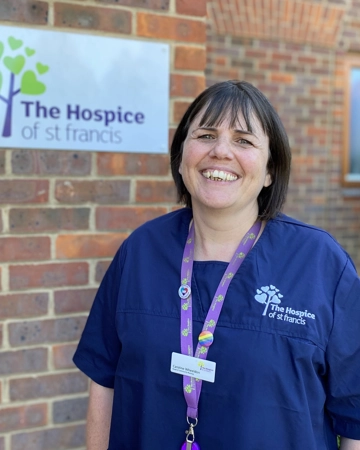 Caroline Wheeldon Outside Hospice Res